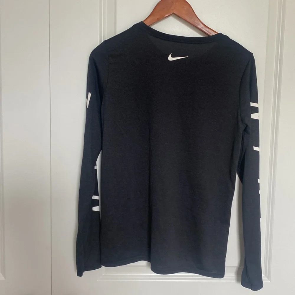 Nike Long Sleeve Dri-Fit Unisex T‎ Shirt